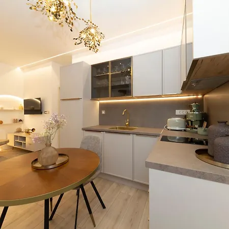 Apartament Delacreme